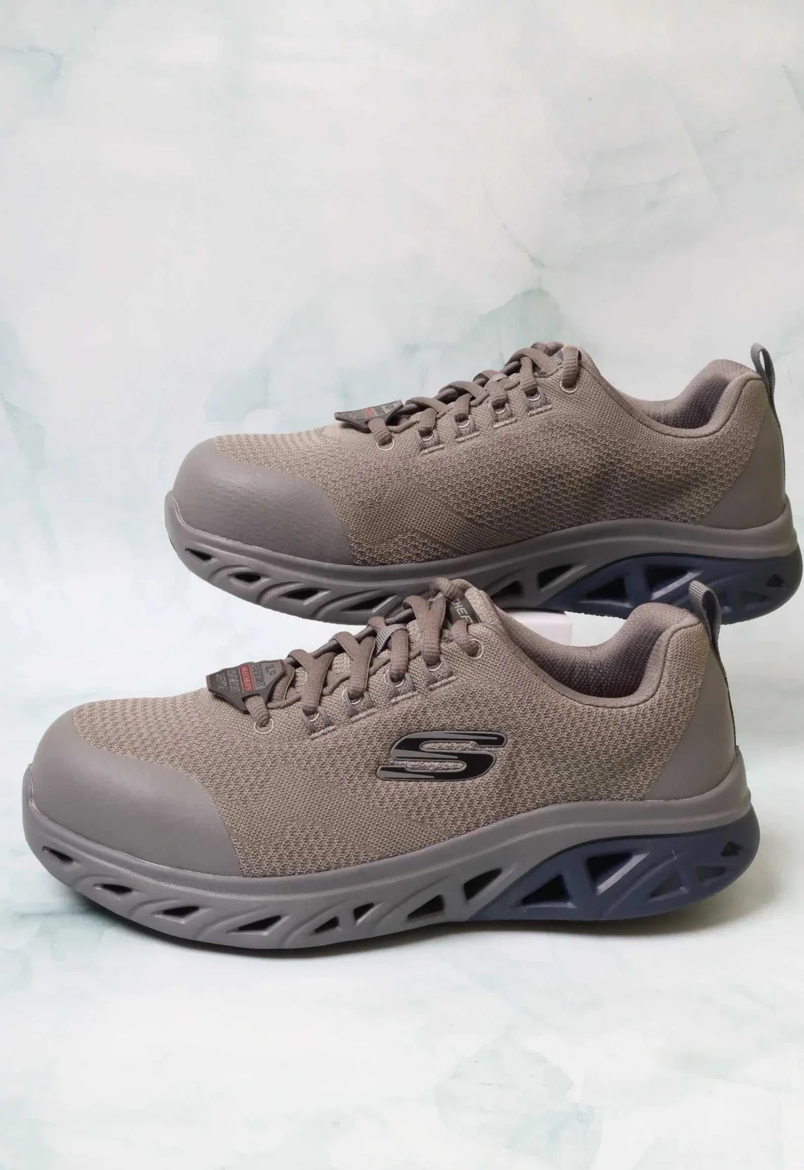 سكيتشرز رجالي جلايد ستيب 200150