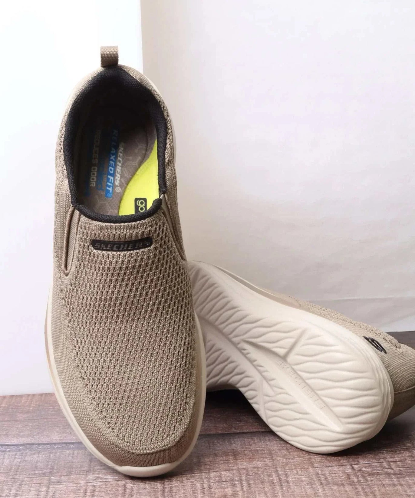 سكيتشرز رجالي سليد - رويس 210791