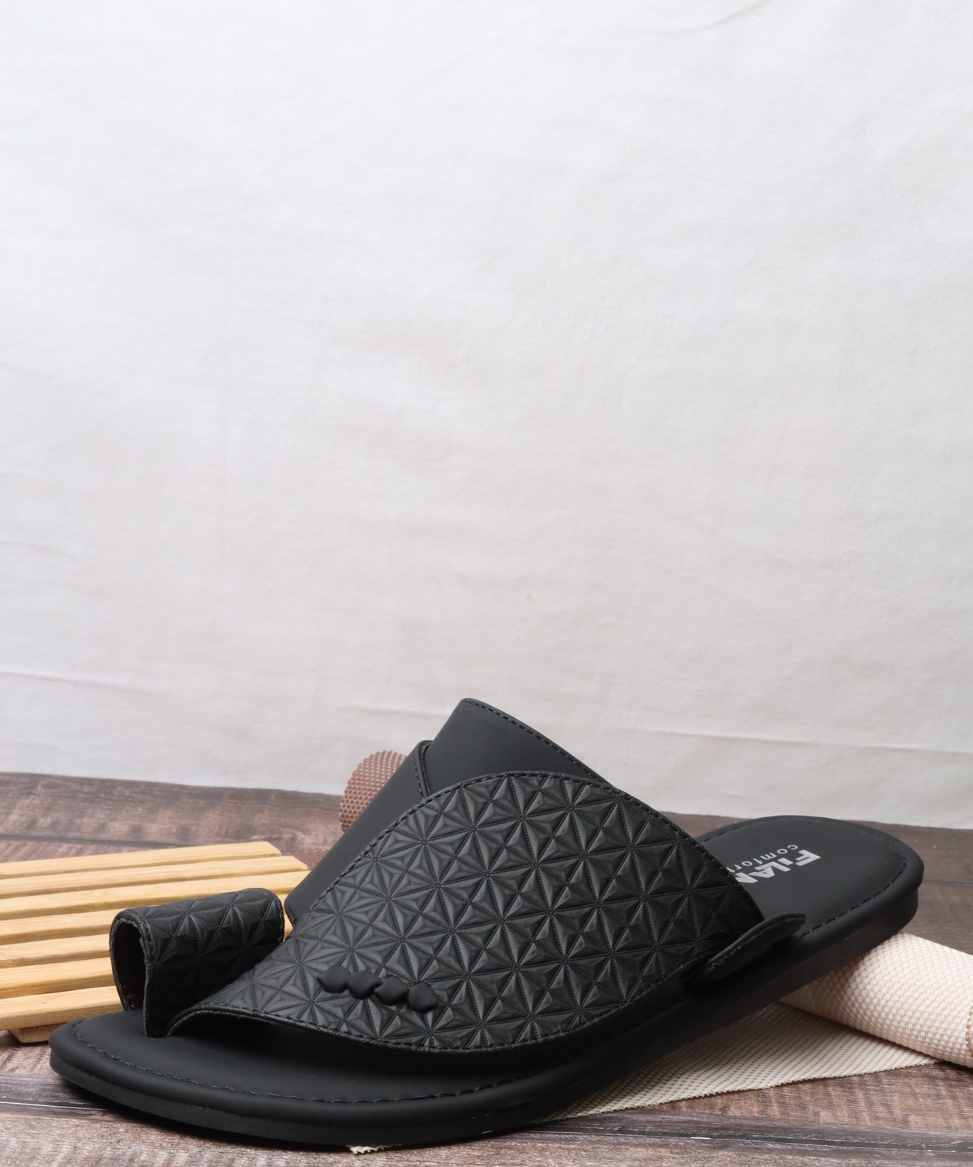 شرقي رجالي 15955