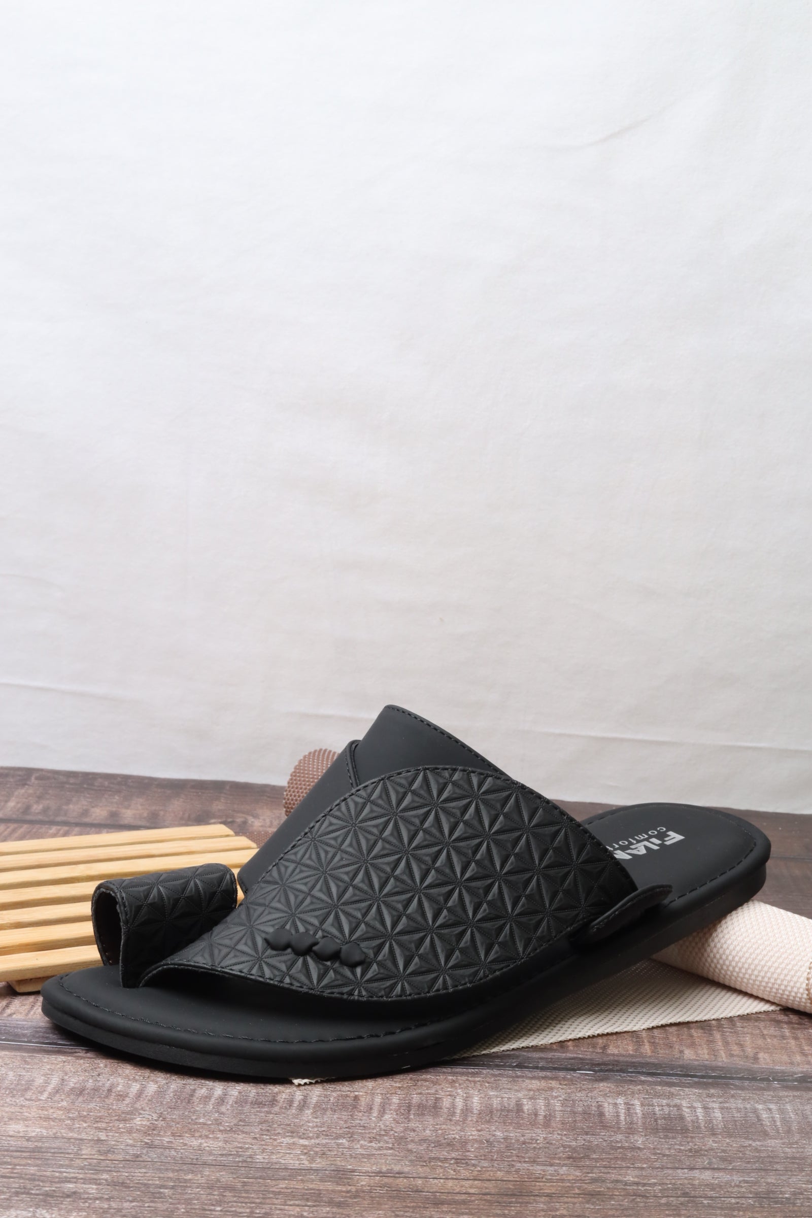 شرقي رجالي 15955