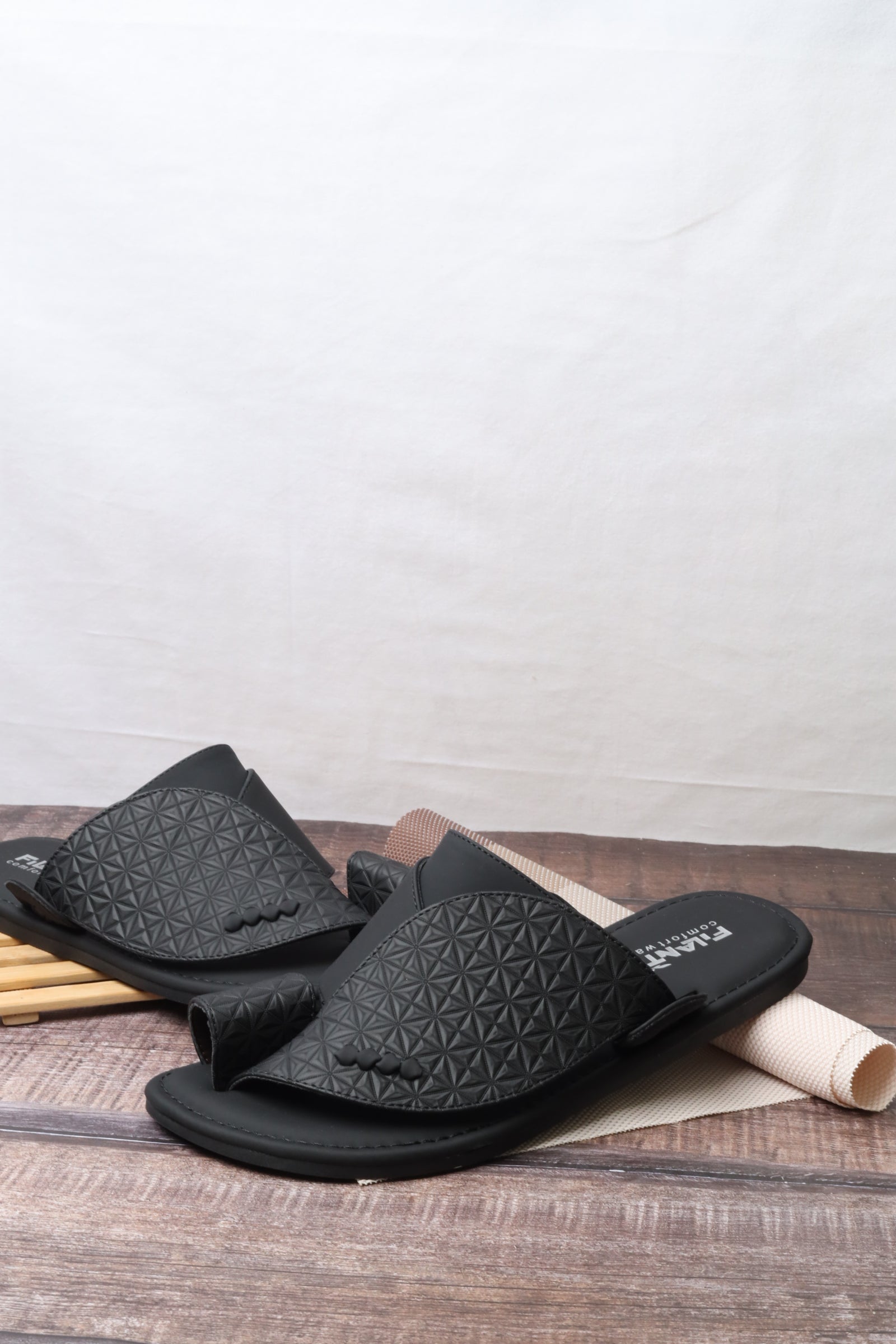 شرقي رجالي 15955