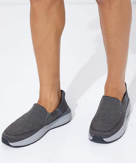 سكيتشرز رجالي نيفيل سليب إن 210546