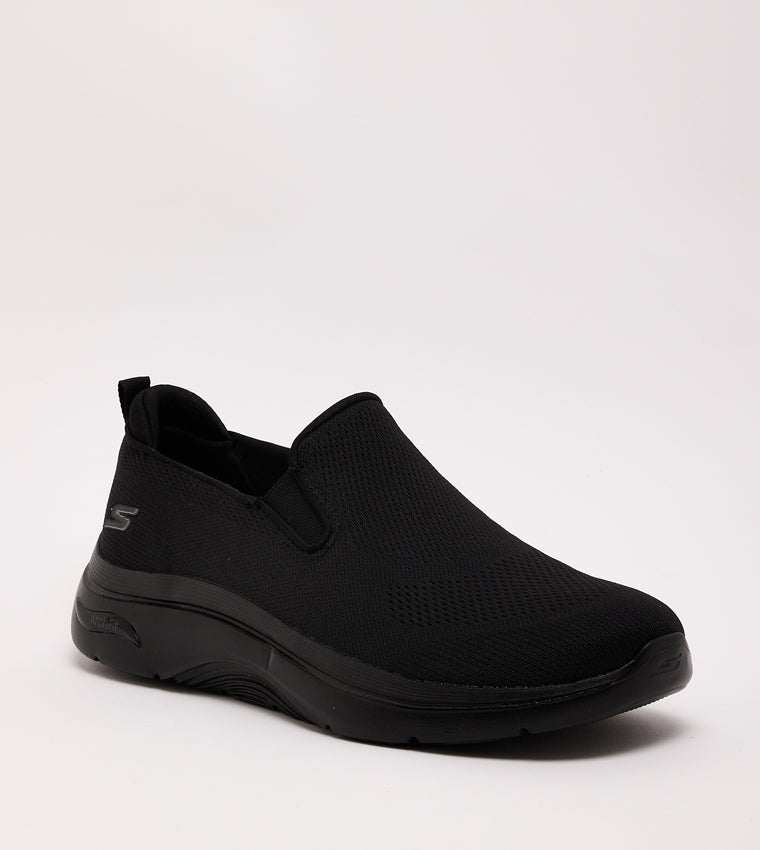 سكيتشرز رجالي جو ووك آرتش فيت 216518