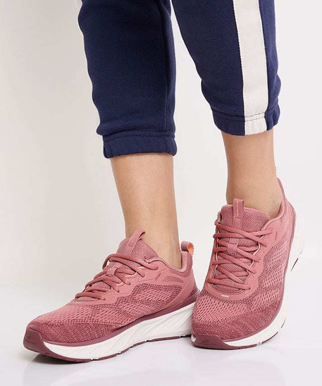 سكيتشرز نسائي إيدجريد 150471