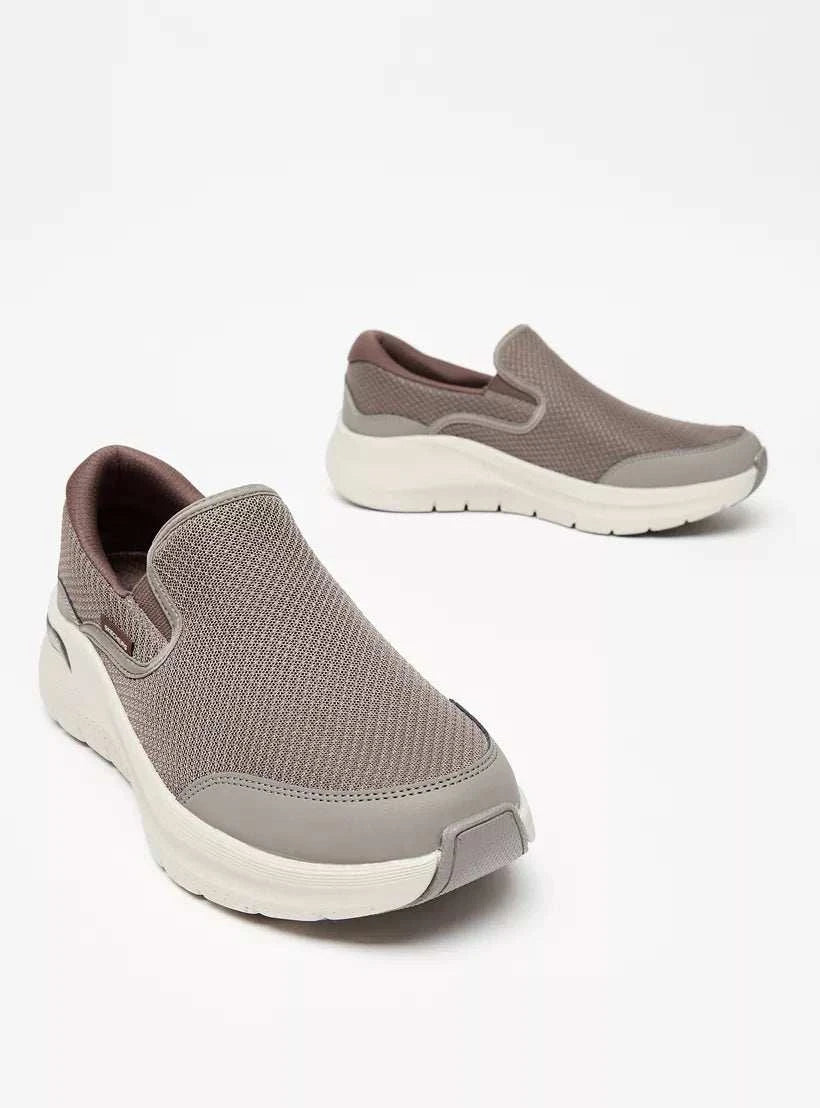 سكيتشرز رجالي آرتش فيت 232706