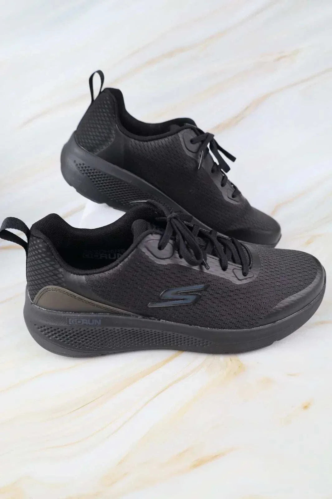 سكيتشرز رجالي جو رن إليفيت 220189