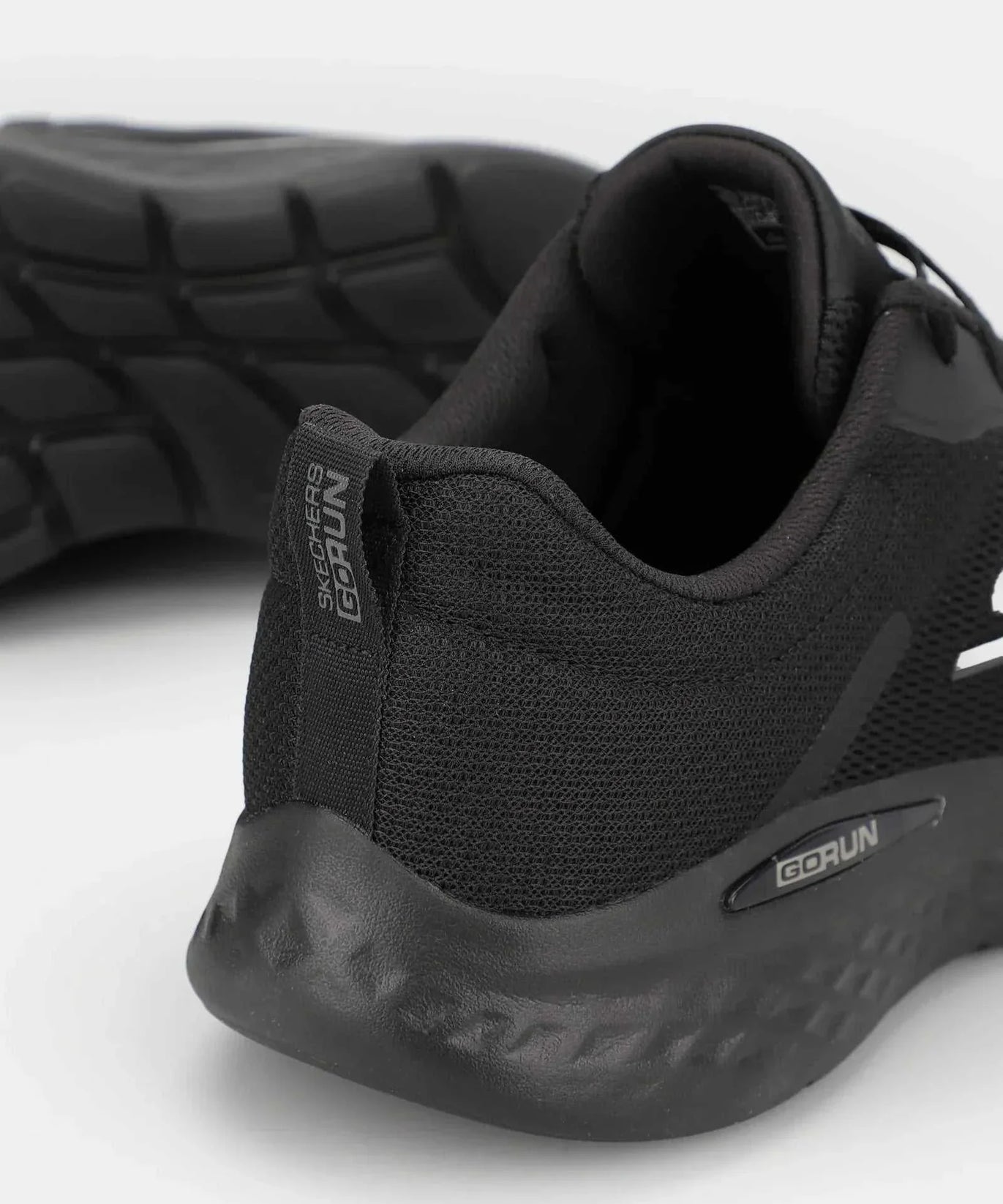 سكيتشرز رجالي جو رن 220893