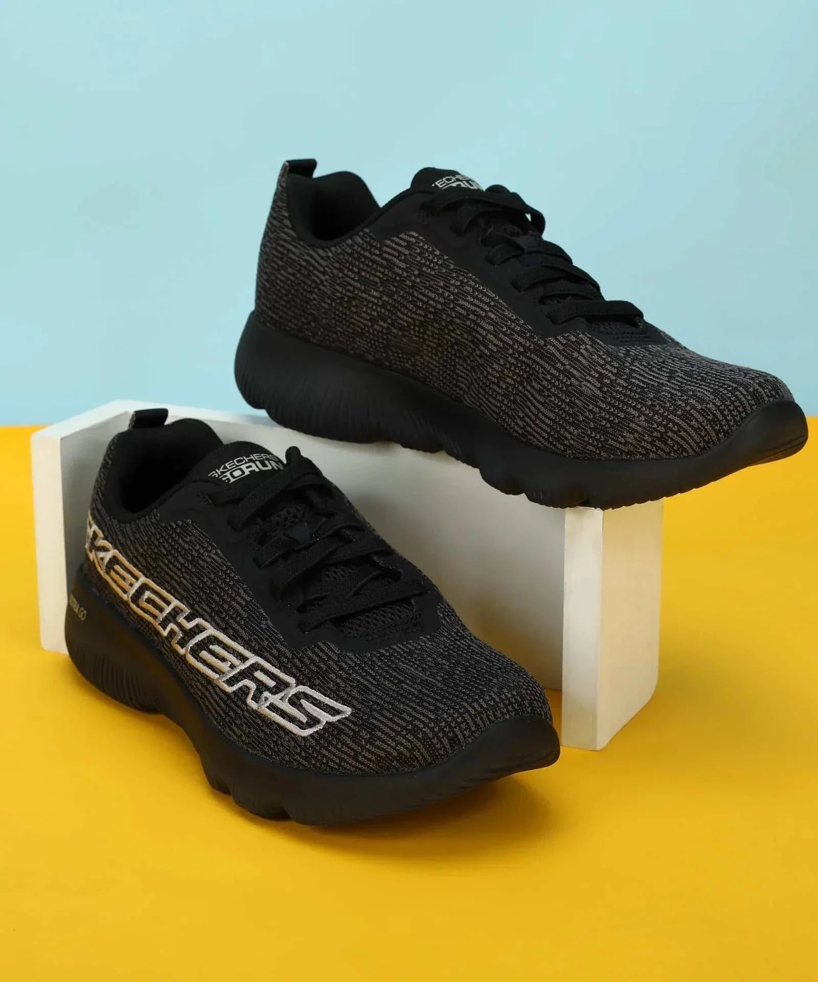 سكيتشرز رجالي جو رن فوكس 220007