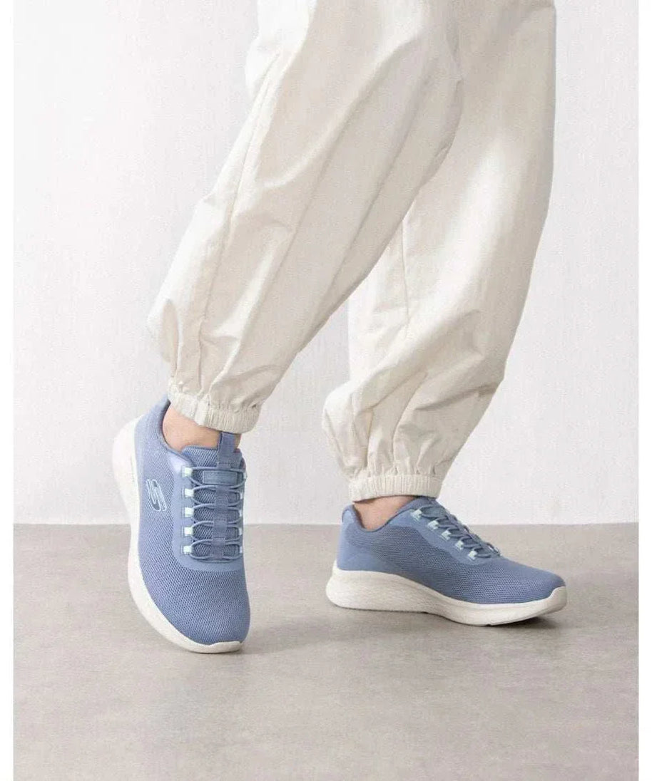 سكيتشرز نسائي لايت برو 150041