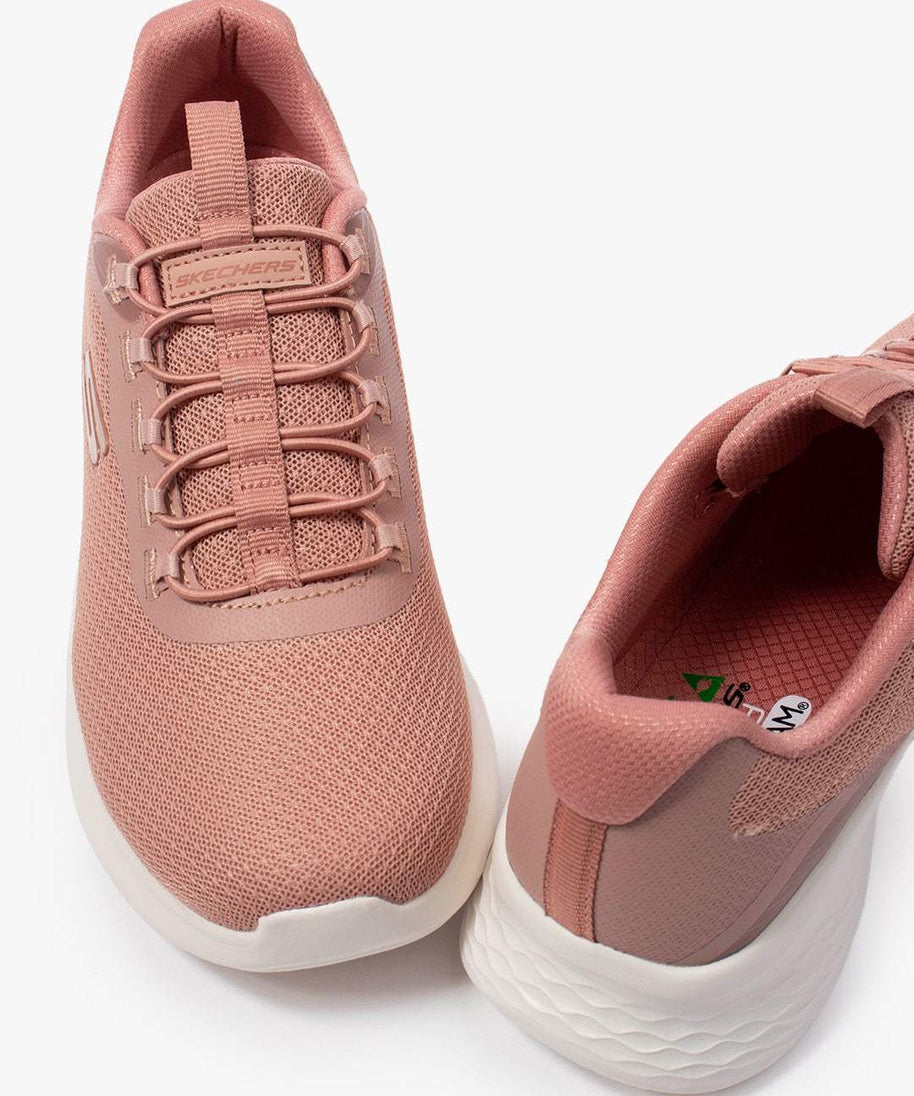 سكيتشرز نسائي لايت برو 150011