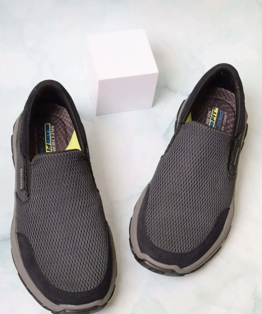 سكيتشرز رجالي جو ووك آرتش فيت 204738