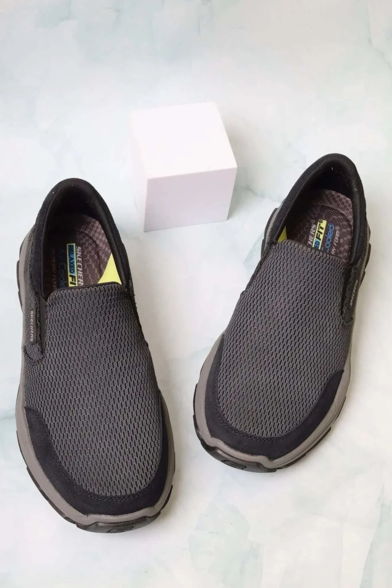 سكيتشرز رجالي جو ووك آرتش فيت 204738