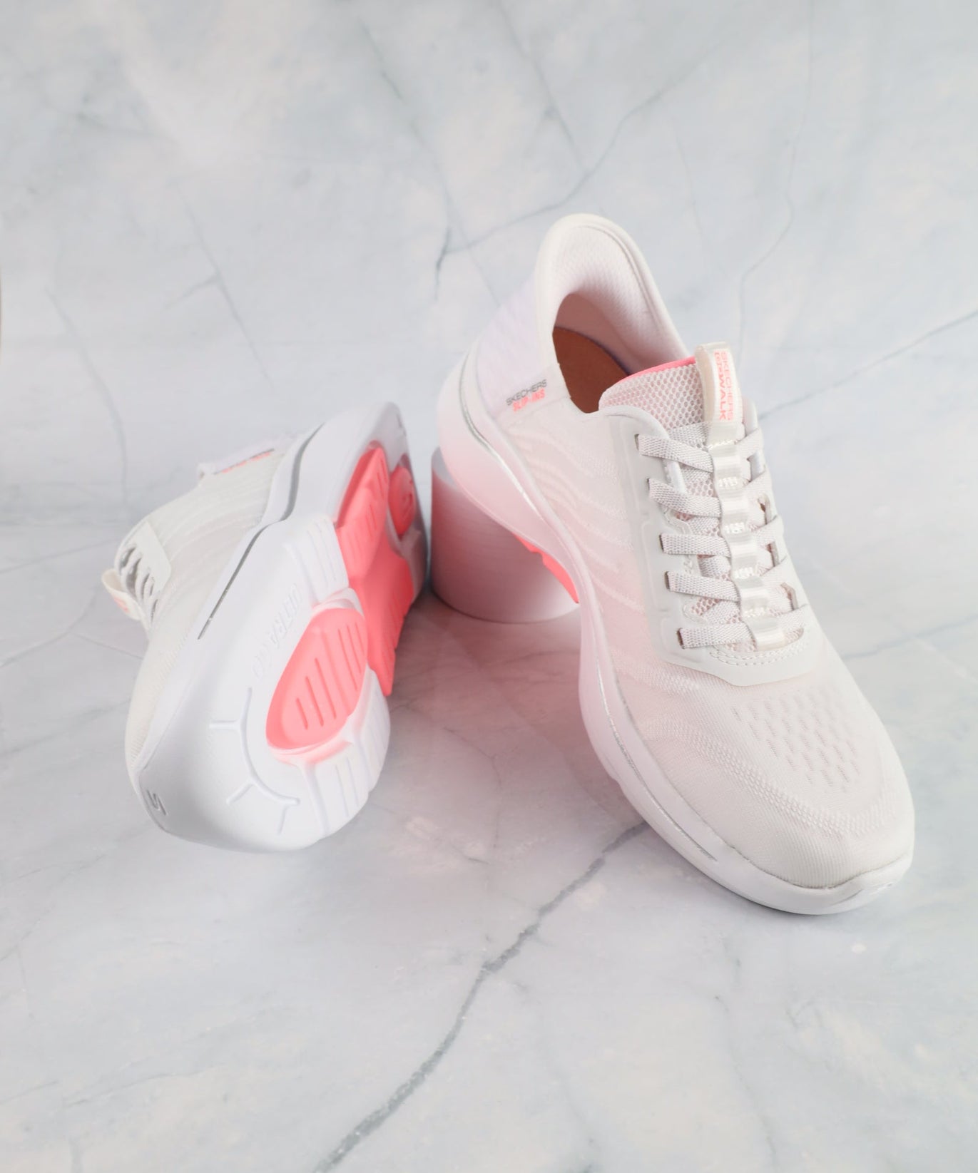 سكيتشرز نسائي جو ووك آرتش فيت سليب إن 124884